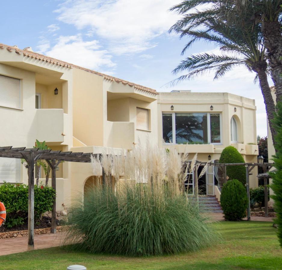 Aparthotel Villas La Manga Exterior photo