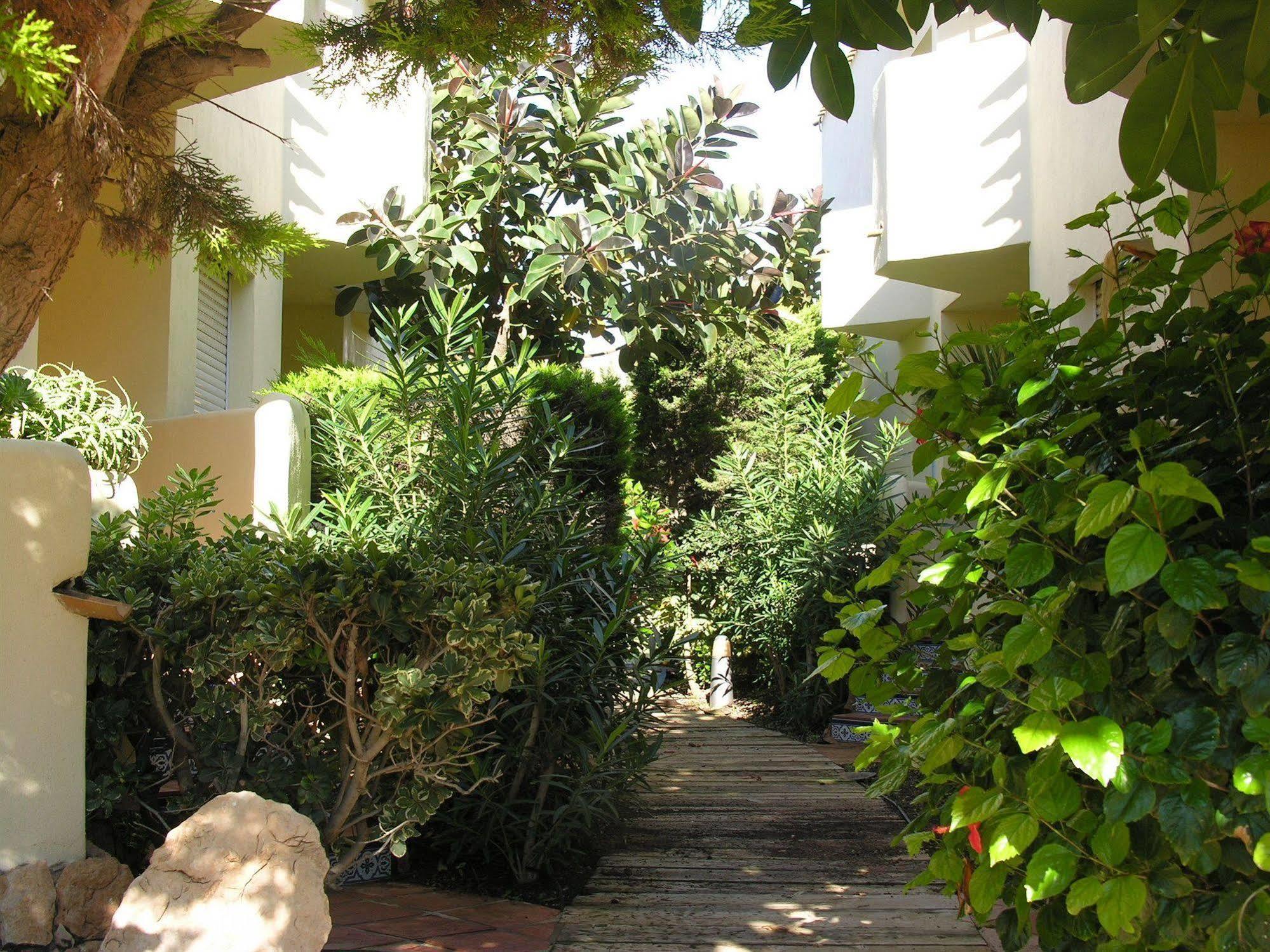 Aparthotel Villas La Manga Exterior photo